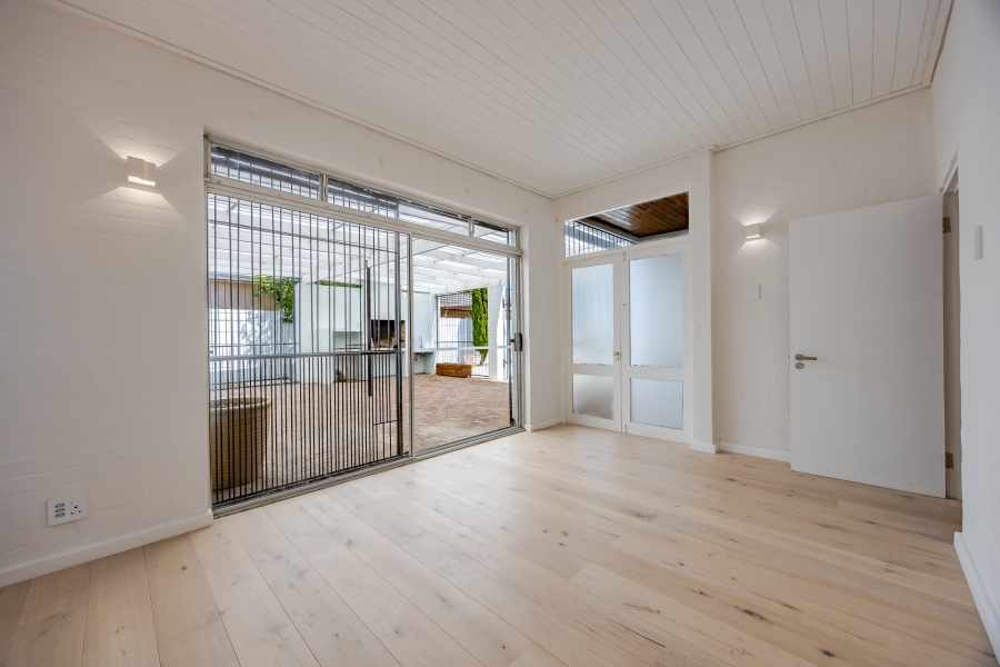 4 Bedroom Property for Sale in Milnerton Central Western Cape